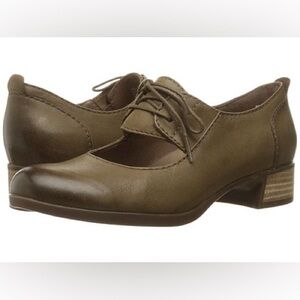Dansko Mary Jane Linda Lace Up Pump Oxfords in Taupe Burnished Leather Size 36